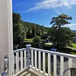 ホテル Fjordhotell Eidsvåg